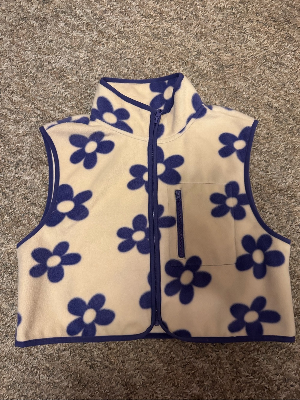 PacSun Women’s Cream Fleece Vest with Purple Flower Accents